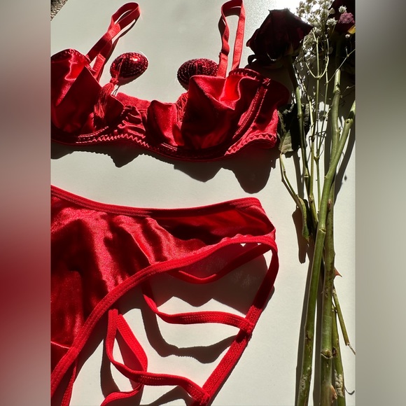 3pcs lingerie set | Half coverage bra - Picture 5 of 14